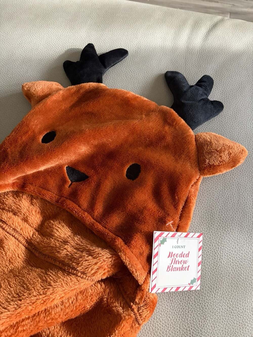 Reindeer Animal Face Hooded Throw Blanket 30 in x 50 in